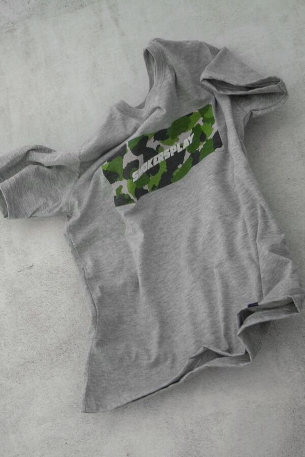 Camiseta Smokers Play Camuflado